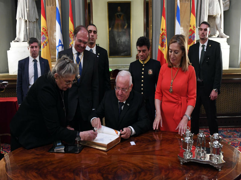 President and First Lady Rivlin at the Spanish Cortes